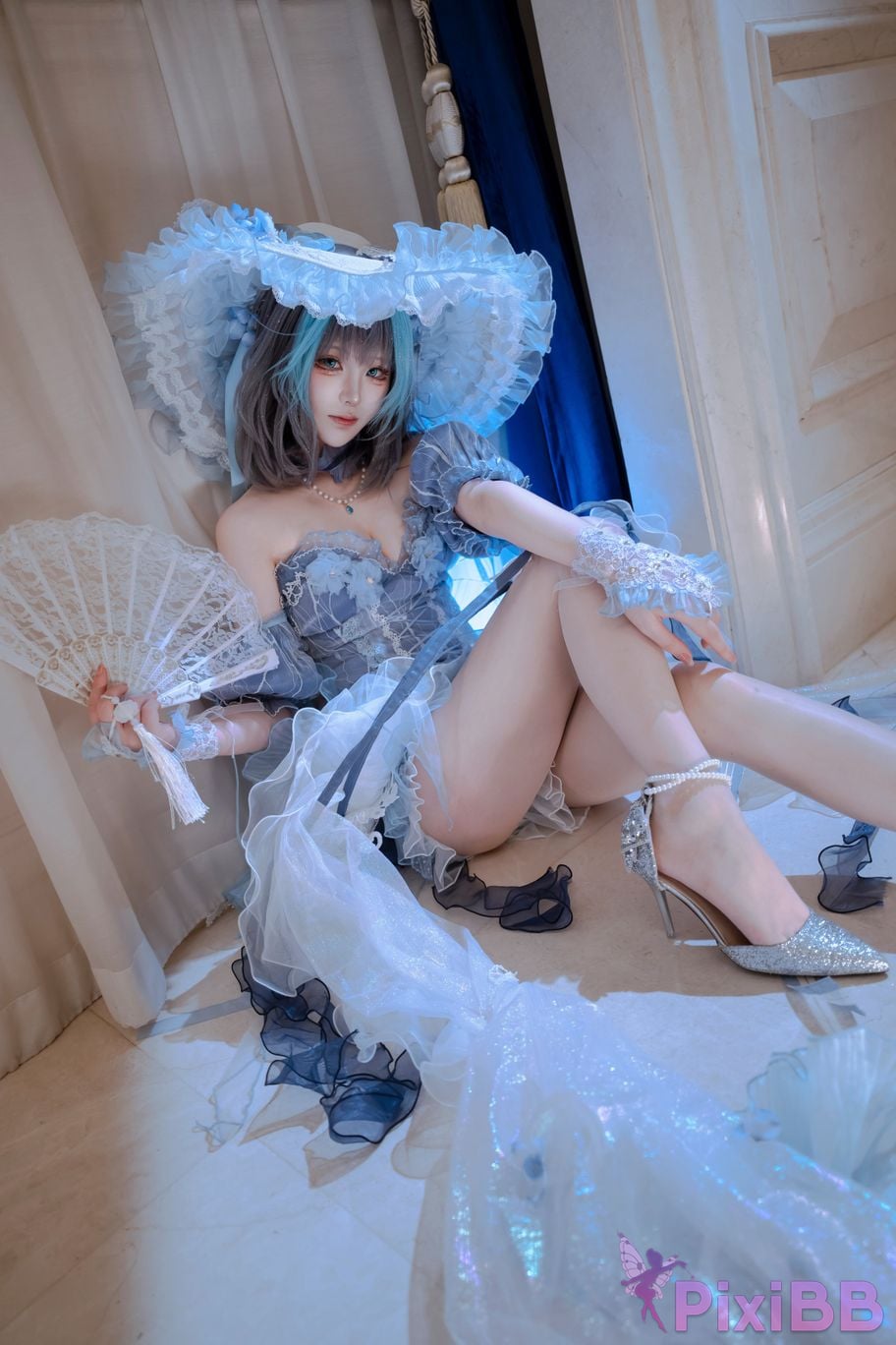 Cosplayer Tsuki Yueyin Cheshire scrapped manuscript PixiBB.COM 051