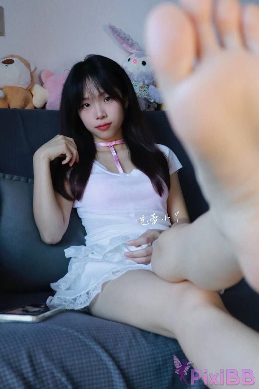 OtherXXX Kaka Douyin contrast foot control loli Large collection of silk views PixiBB.COM 015