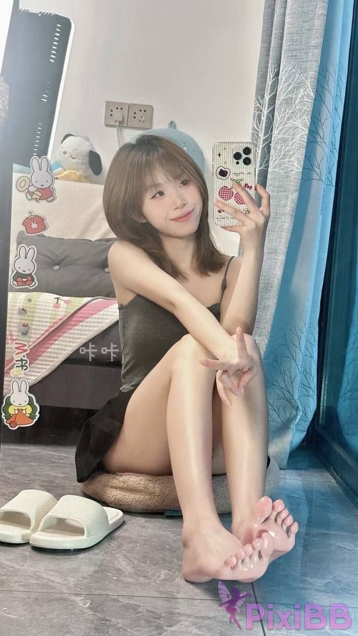 OtherXXX Kaka Douyin contrast foot control loli Large collection of silk views PixiBB.COM 110