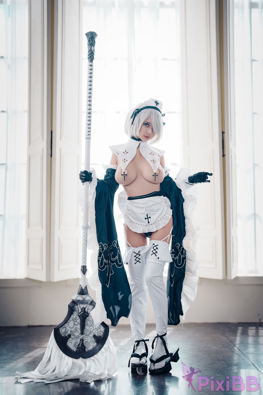 Coser Rinka 2B Maid PixiBB.COM 001