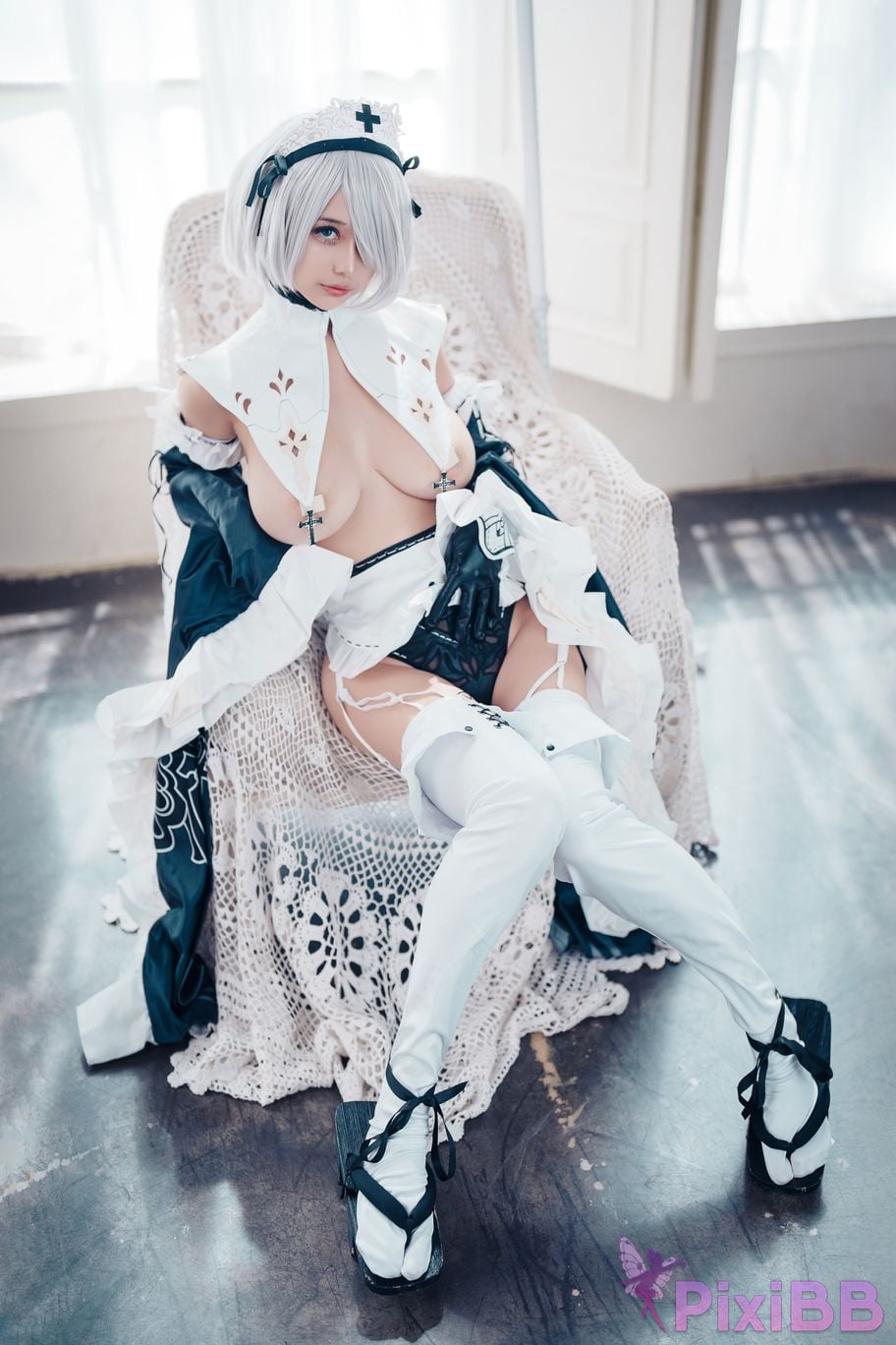 Coser Rinka 2B Maid PixiBB.COM 010