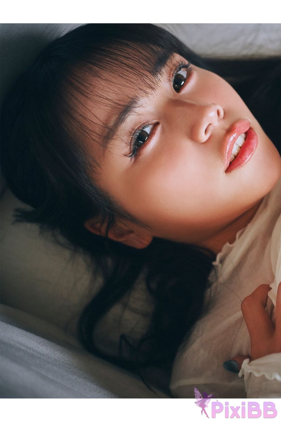 Japanese Idol Tano Yu Field worries I think its an ant PixiBB.COM 027