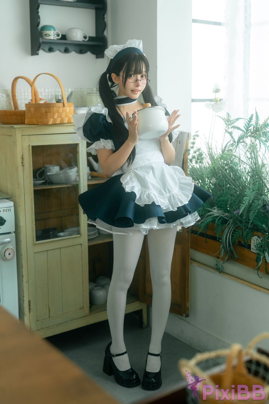 Cosplayer Iron hand calls the beast angel maid PixiBB.COM 020.JPG