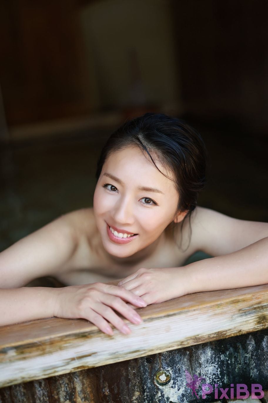 Japanese Idol Megumi Kagurazaka FRIDAY digital photo book Yellow remote All unreleased special Edition Vol.3 100 Cut super complete version PixiBB.COM 157