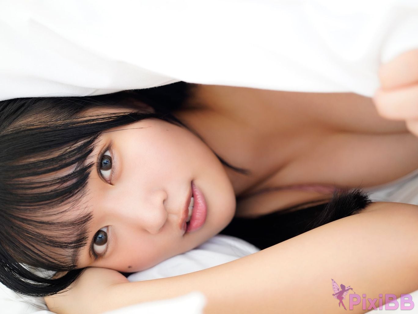 Japanese Idol Miyuka Minami FLASH digital photo book Lets travel together PixiBB.COM 012