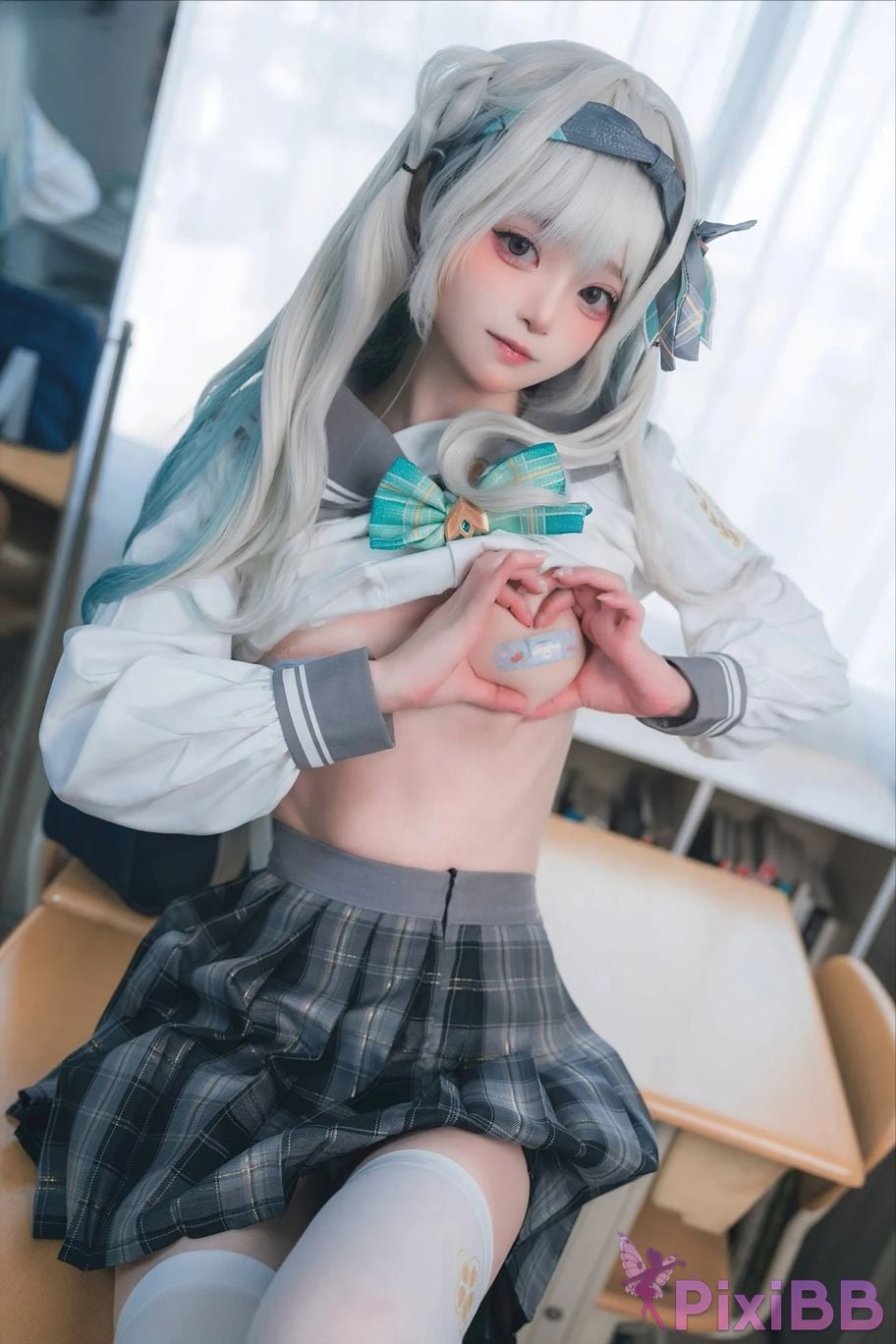 Cosplayer Irisuare Airi Liuying Firefly PixiBB.COM 011