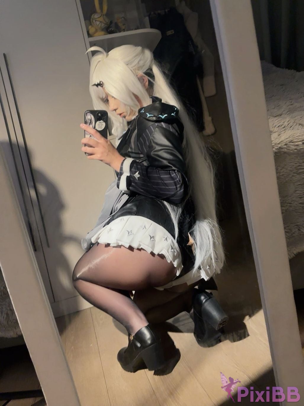 Cosplayer The Greedy Ones Mark Zenless Zone Zero Yixuan ink shadow PixiBB.COM 005.PNG