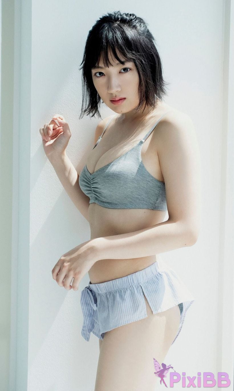 Japanese Idol F uh ta Sakaguchi Fuyu Digital only The 20 year old Fuushi is tough. weekly play PHOTO BOOK PixiBB.COM 007