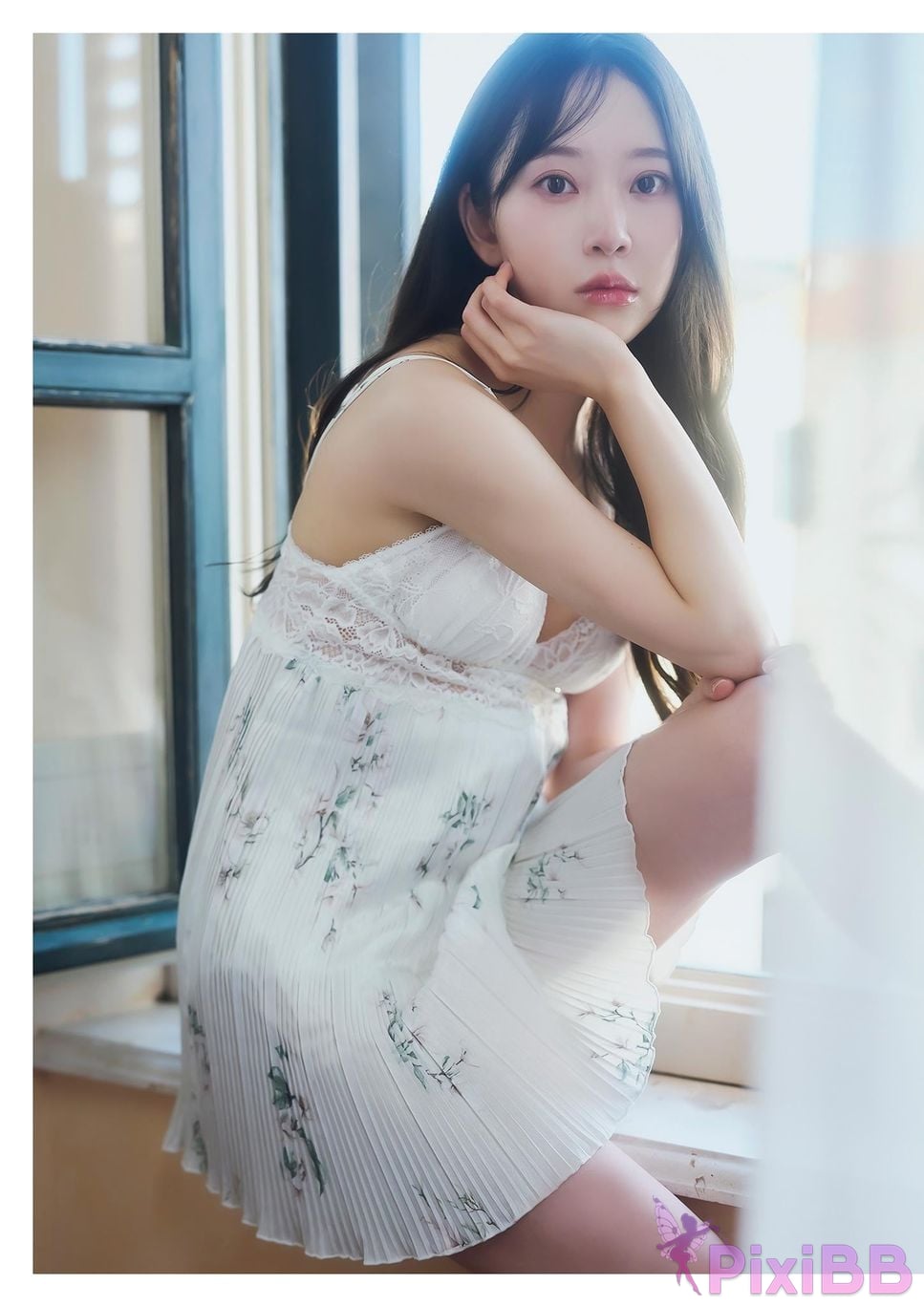 Japanese Idol Miona Hori Digital limited deluxe edition 30 Increased pages photo collection deep red aftertaste PixiBB.COM 011