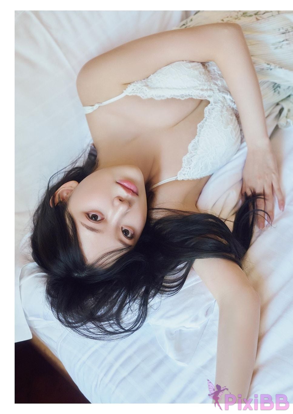 Japanese Idol Miona Hori Digital limited deluxe edition 30 Increased pages photo collection deep red aftertaste PixiBB.COM 016
