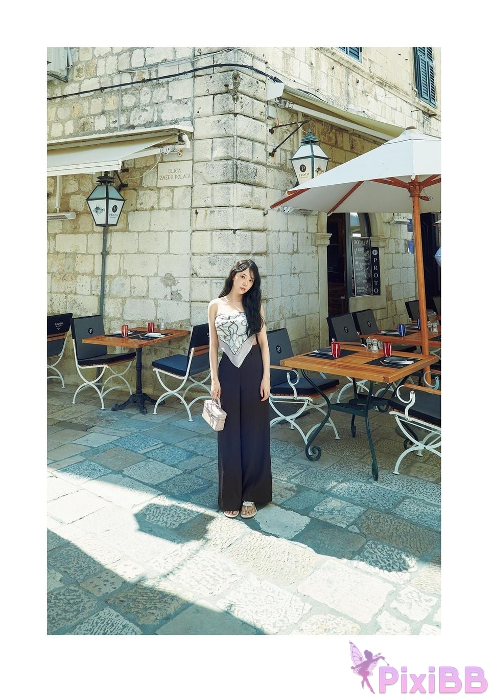 Japanese Idol Miona Hori Digital limited deluxe edition 30 Increased pages photo collection deep red aftertaste PixiBB.COM 030