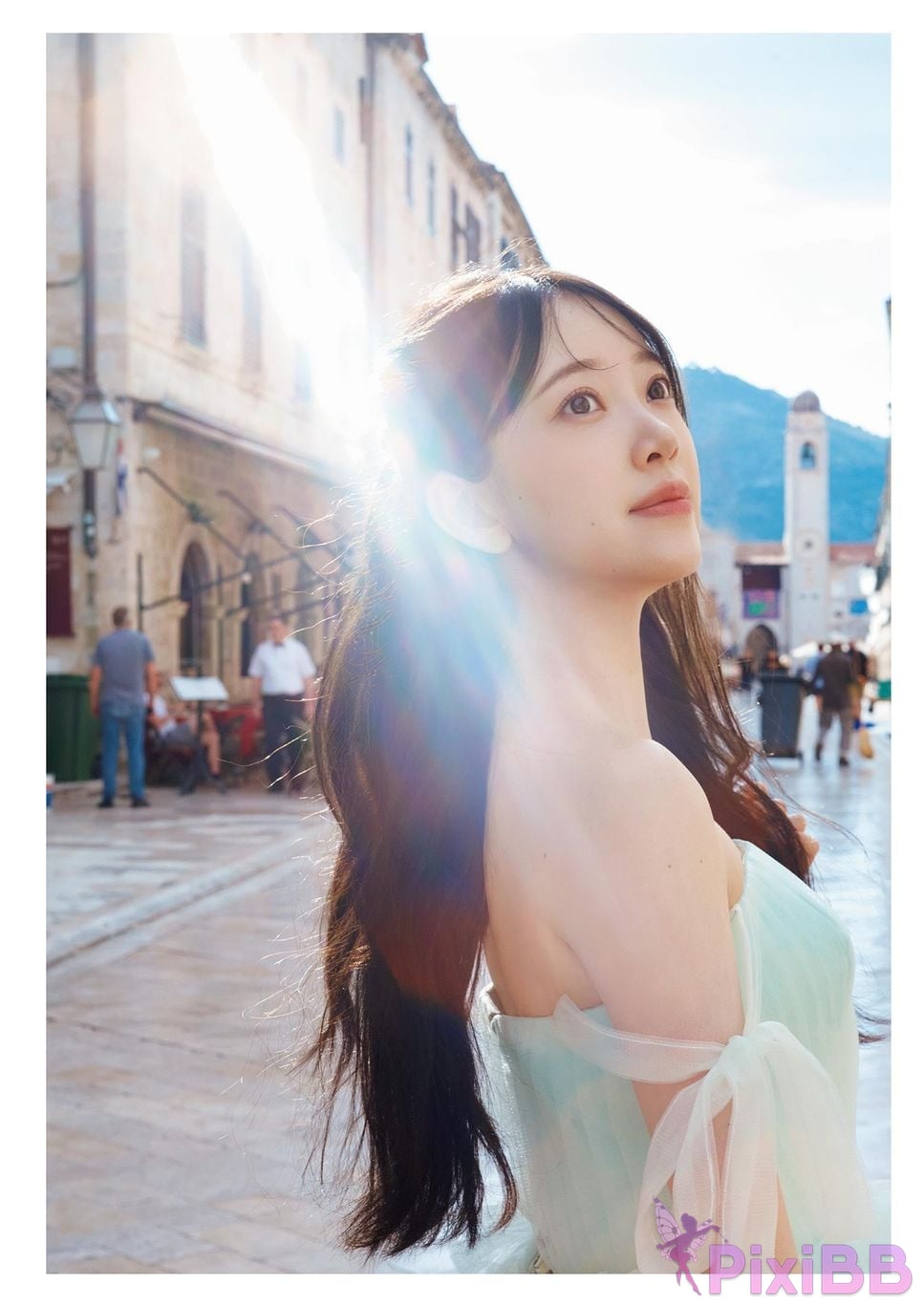 Japanese Idol Miona Hori Digital limited deluxe edition 30 Increased pages photo collection deep red aftertaste PixiBB.COM 048