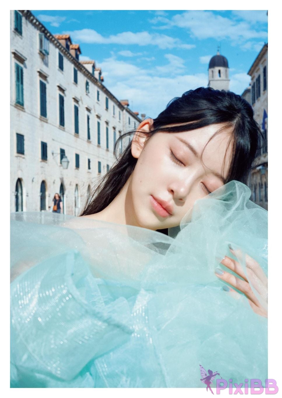 Japanese Idol Miona Hori Digital limited deluxe edition 30 Increased pages photo collection deep red aftertaste PixiBB.COM 049