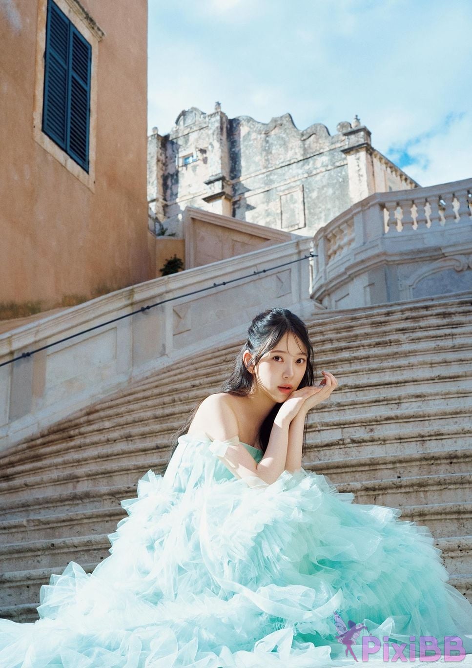 Japanese Idol Miona Hori Digital limited deluxe edition 30 Increased pages photo collection deep red aftertaste PixiBB.COM 052