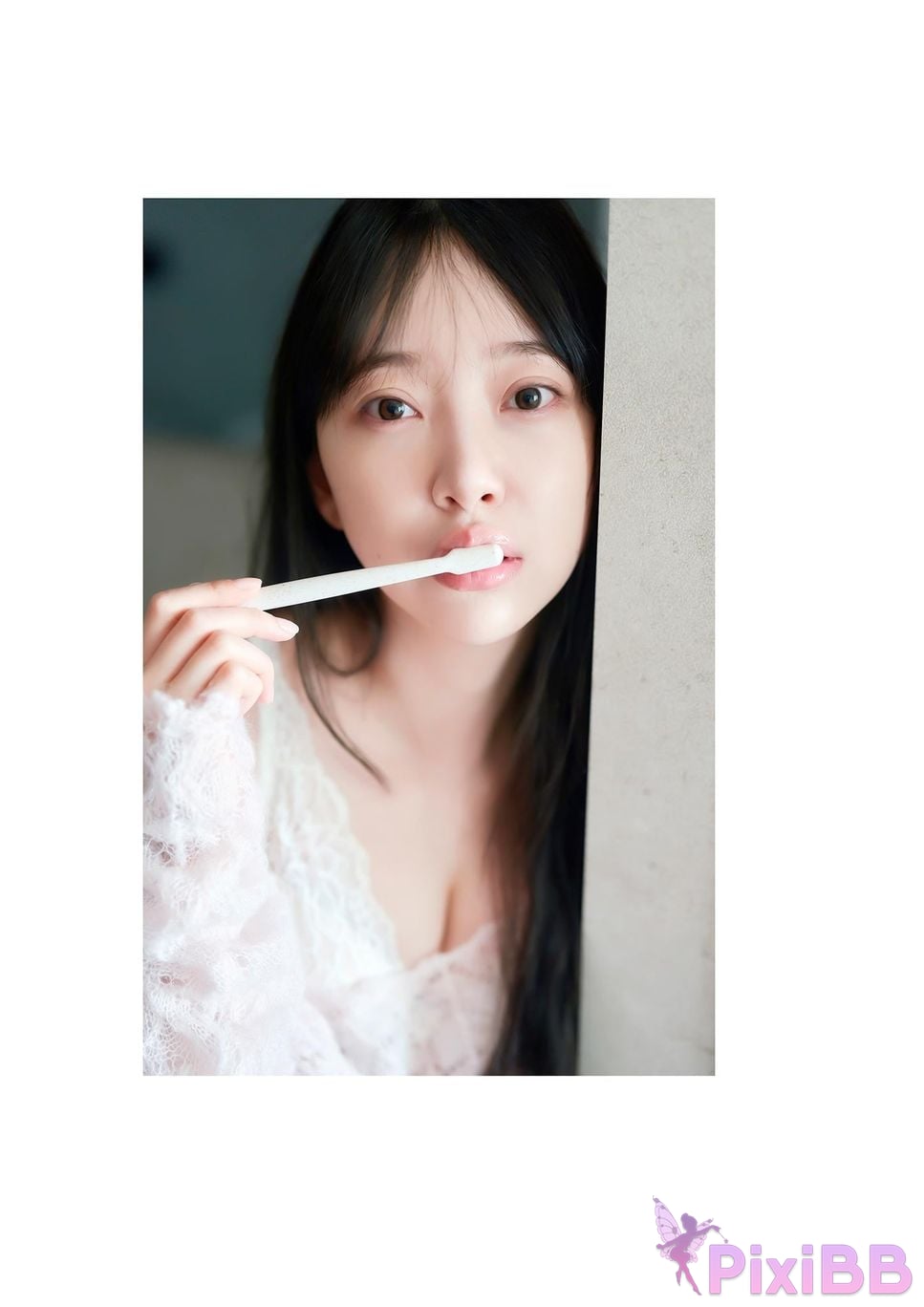 Japanese Idol Miona Hori Digital limited deluxe edition 30 Increased pages photo collection deep red aftertaste PixiBB.COM 061