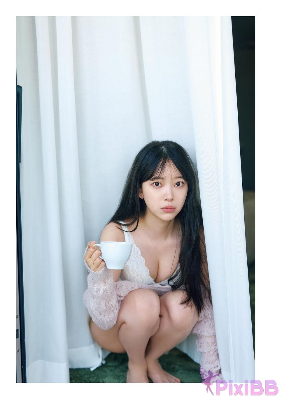 Japanese Idol Miona Hori Digital limited deluxe edition 30 Increased pages photo collection deep red aftertaste PixiBB.COM 065