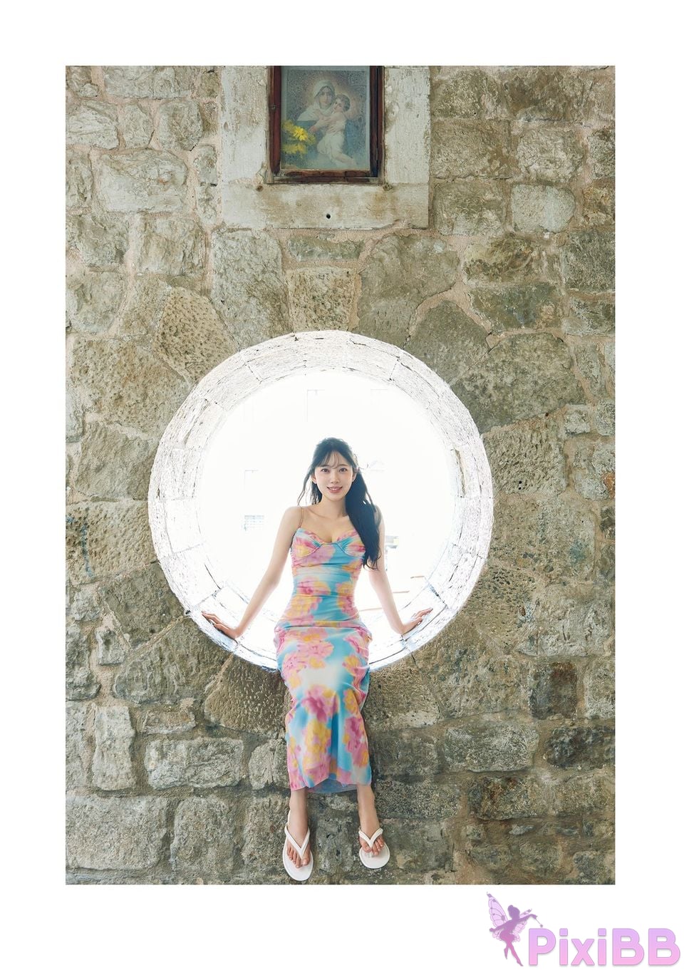 Japanese Idol Miona Hori Digital limited deluxe edition 30 Increased pages photo collection deep red aftertaste PixiBB.COM 078