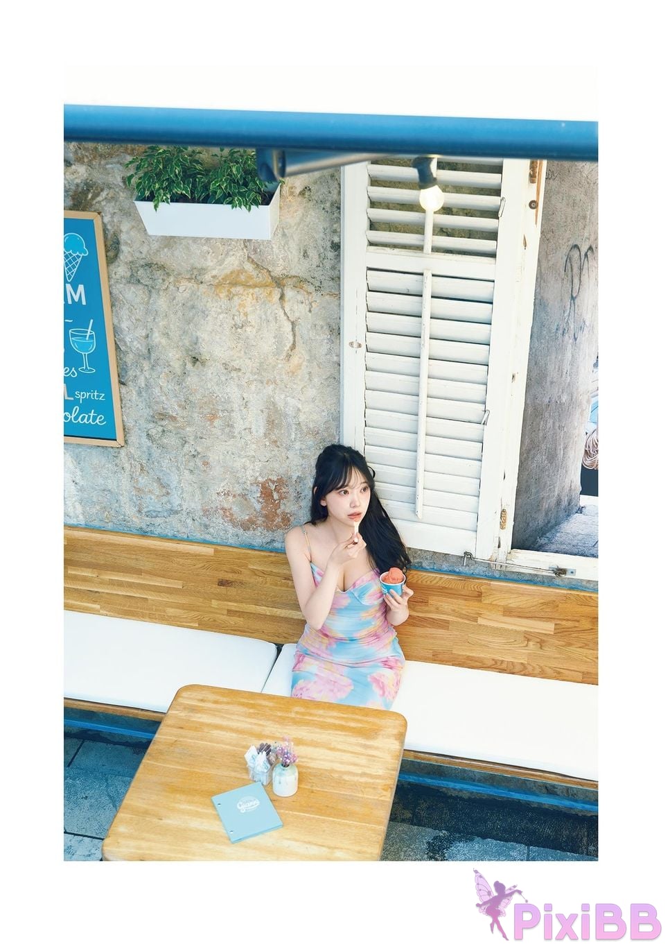 Japanese Idol Miona Hori Digital limited deluxe edition 30 Increased pages photo collection deep red aftertaste PixiBB.COM 080