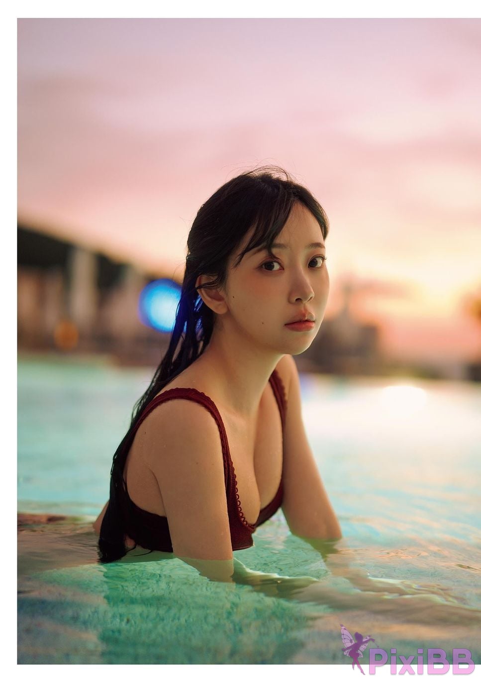 Japanese Idol Miona Hori Digital limited deluxe edition 30 Increased pages photo collection deep red aftertaste PixiBB.COM 133