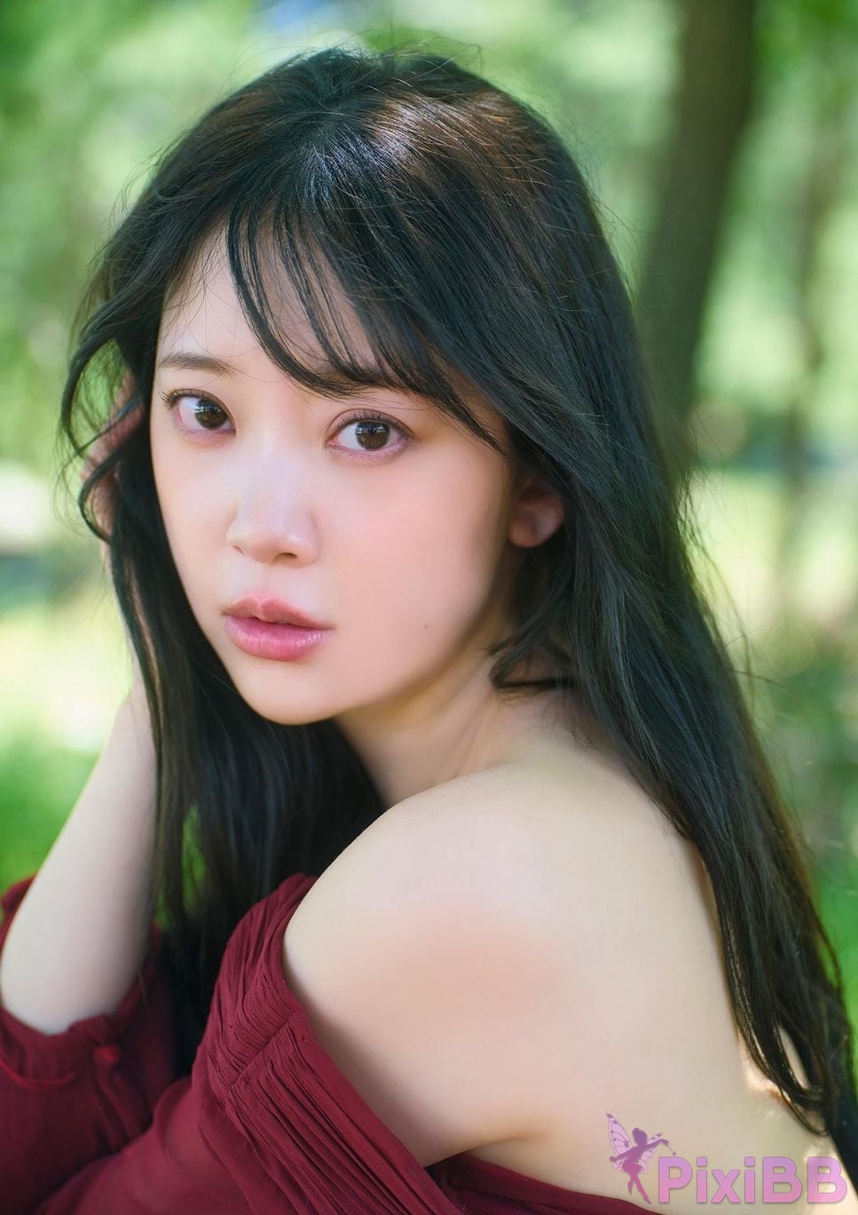 Japanese Idol Miona Hori Digital limited deluxe edition 30 Increased pages photo collection deep red aftertaste PixiBB.COM 138
