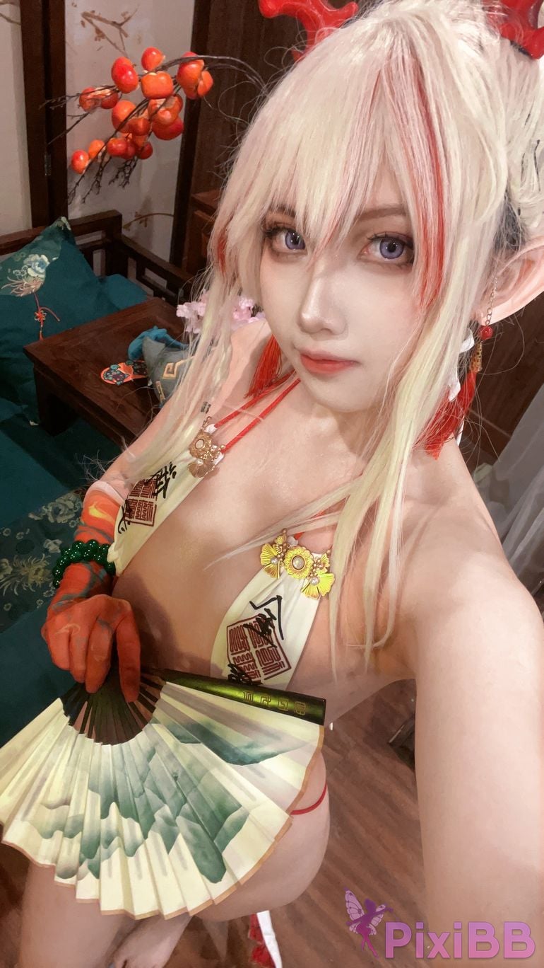 Coser Xiao he tian jiu and PixiBB.COM 142.JPG