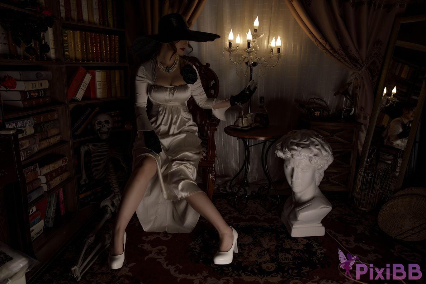 Coser Hokunaimeko Alcina Dimitrescu PixiBB.COM 018